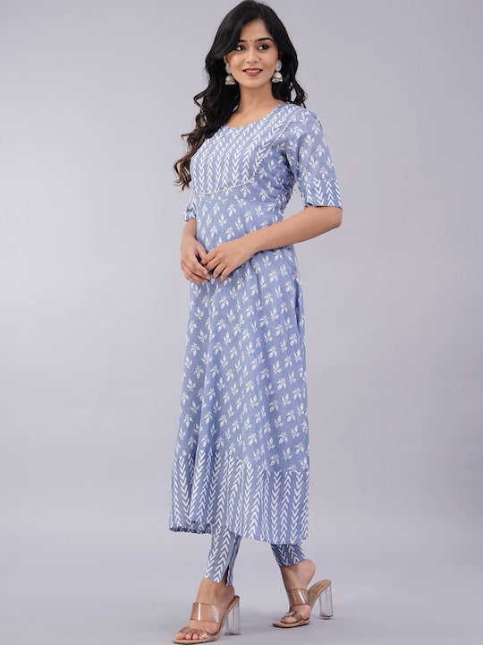Sanganeri Kurti Floral Printed Gotta Patti Kurta With Trousers